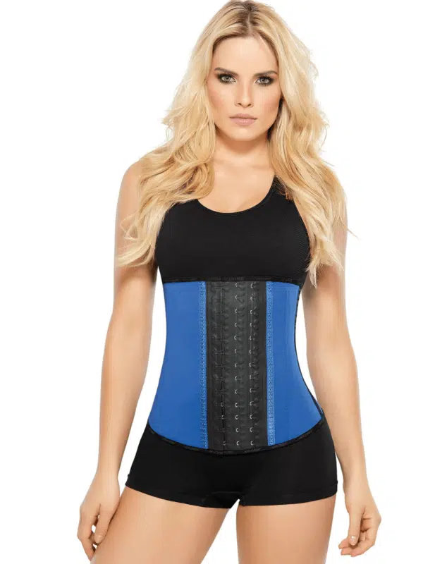 Ann Chery 2023 Sport Neon Blue