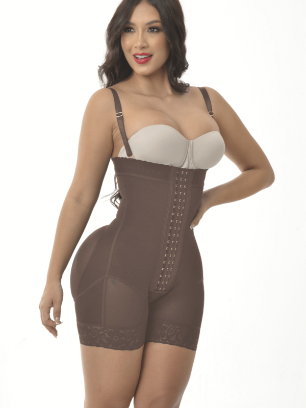 https://lecorset.ae/wp-content/uploads/2023/05/Ann-Michell-Amira-1622-front-cocoa-600x800.png